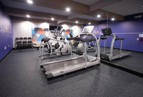 Holiday Inn Express Suites Little Rock West image 10